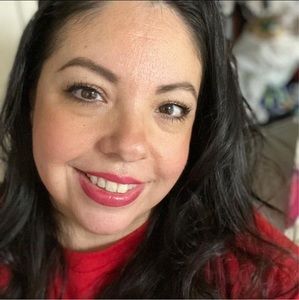 Meet your Posher, Mari